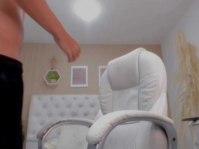 Live sex webcam photo for PHILIP-OCAM #277493714