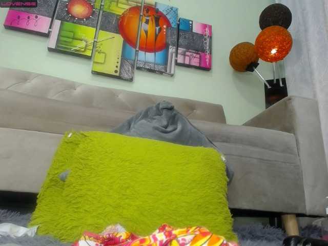 Live sex webcam photo for POCAHONTAS23 #273697379