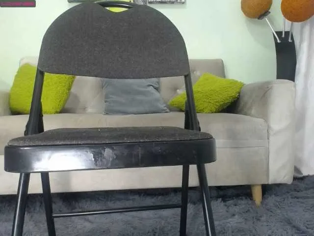 Live sex webcam photo for POCAHONTAS23 #274380834