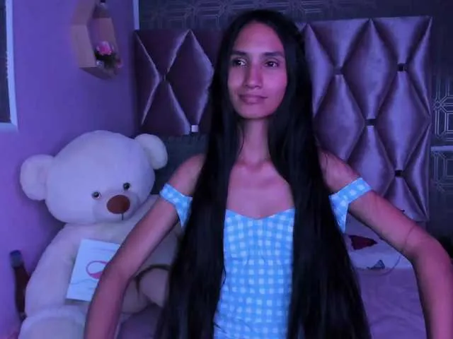 Live sex webcam photo for POCAHONTAS23 #276078185