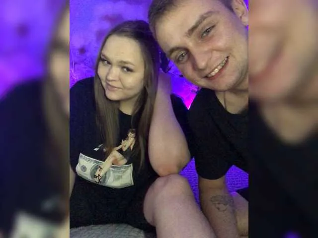 Live sex webcam photo for PacMan911 #271996047