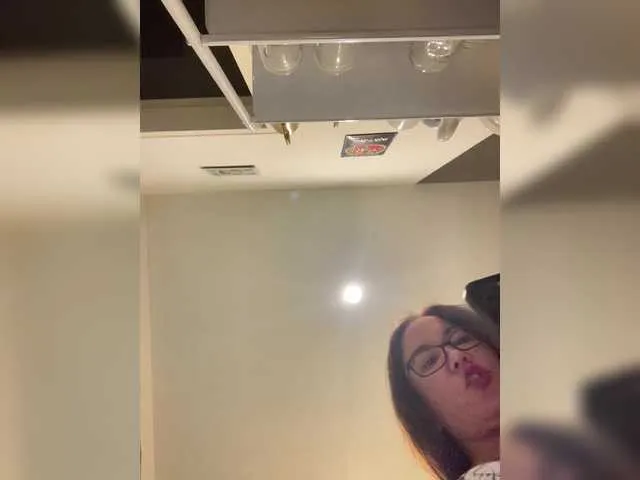 Live sex webcam photo for PadThai #291348195