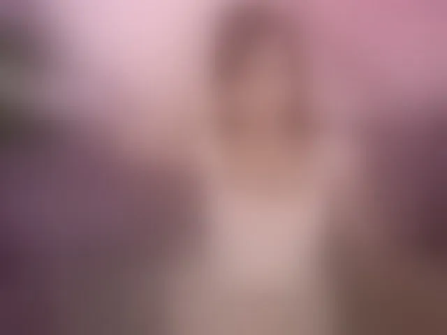 Live sex webcam photo for PaigePrado #294030937