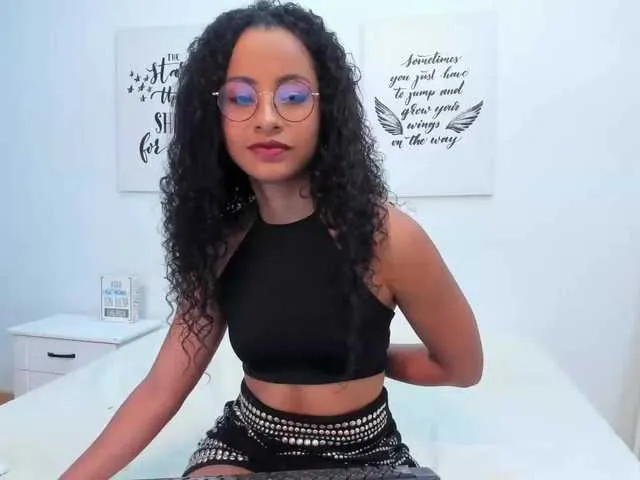 Live sex webcam photo for PaitonAdams #275613505