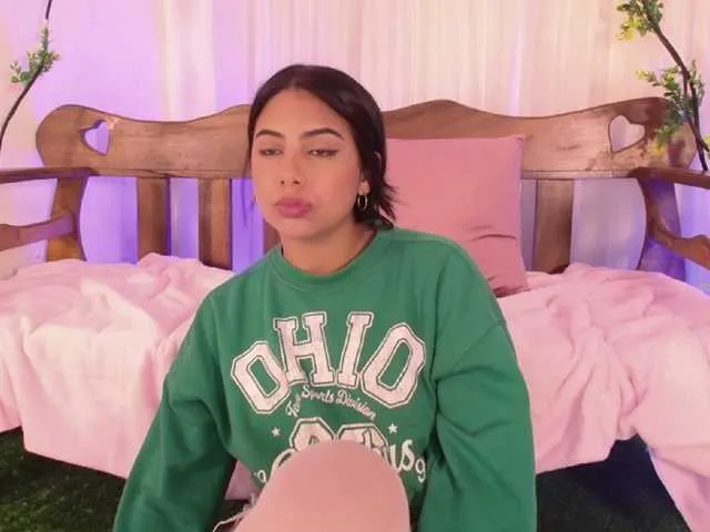 Live sex webcam photo for Palaceofsex #290715374