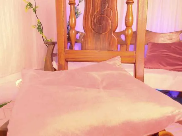 Live sex webcam photo for Palaceofsex #290997627