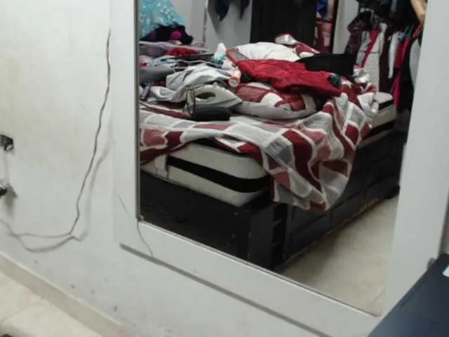 Live sex webcam photo for PalomaClark #275984276