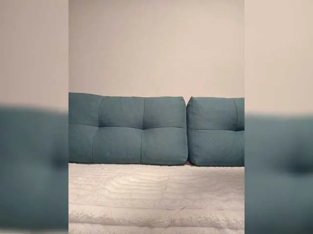 Live sex webcam photo for Palymira7 #292005865