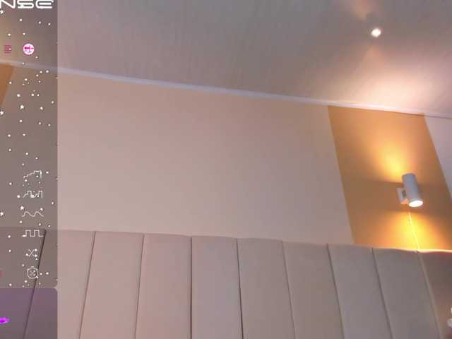 Live sex webcam photo for Pamela-78 #275976319