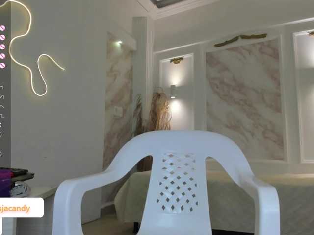 Live sex webcam photo for Pamela-78 #277739931