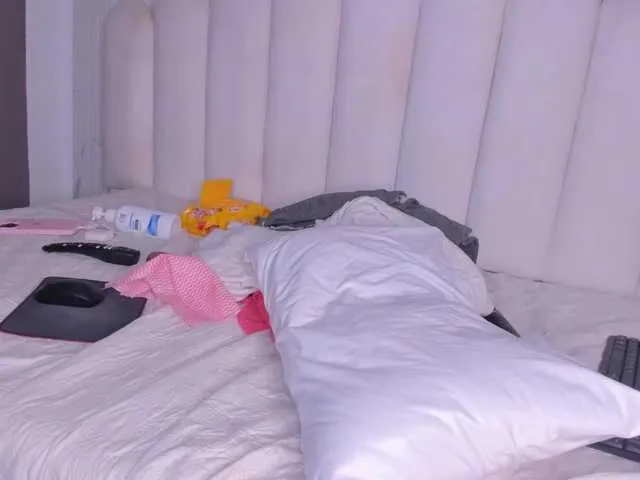 Live sex webcam photo for Pamela-78 #292210246