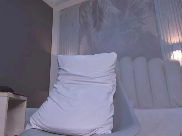 Live sex webcam photo for Pamela-78 #292257754