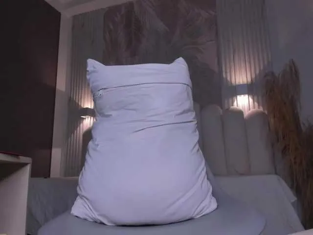 Live sex webcam photo for Pamela-78 #292311598