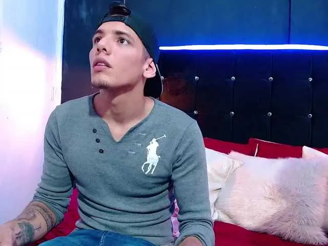 Live sex webcam photo for Pamela-Dember #273582495