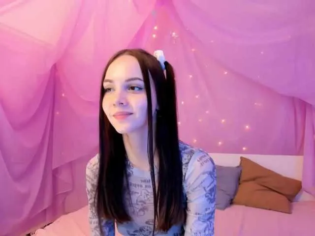 Live sex webcam photo for PamelaEmma #272116890