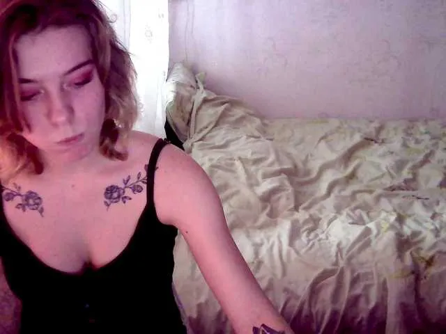 Live sex webcam photo for PandaLaKun #271747565