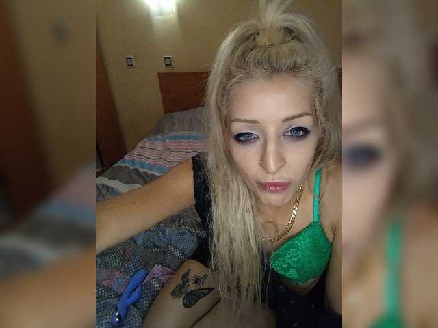 Live sex webcam photo for Panti4kata12 #277704825