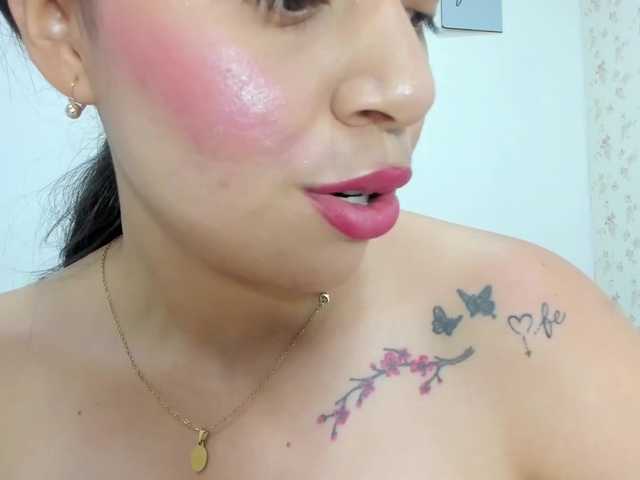 Live sex webcam photo for Pao- #276071280