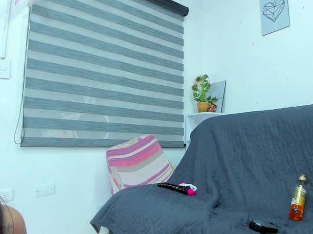 Live sex webcam photo for Pao- #277435007