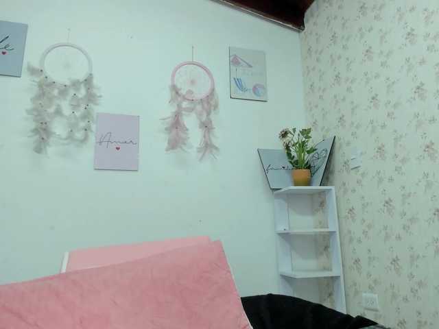 Live sex webcam photo for Pao- #278296399