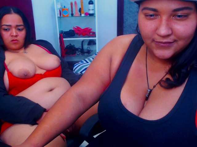 Live sex webcam photo for PaoandSonia #273309466