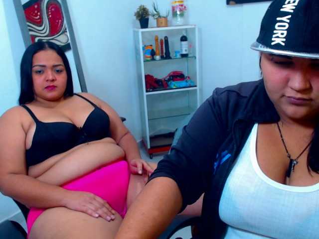 Live sex webcam photo for PaoandSonia #273793193