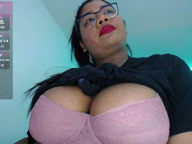 Live sex webcam photo for Paola091 #287965284