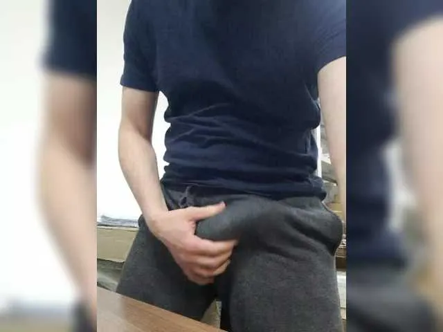 Live sex webcam photo for Papa-Swapa #290464279