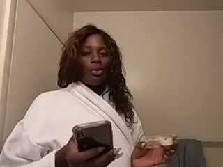 Live sex webcam photo for Paradise869 #238637498