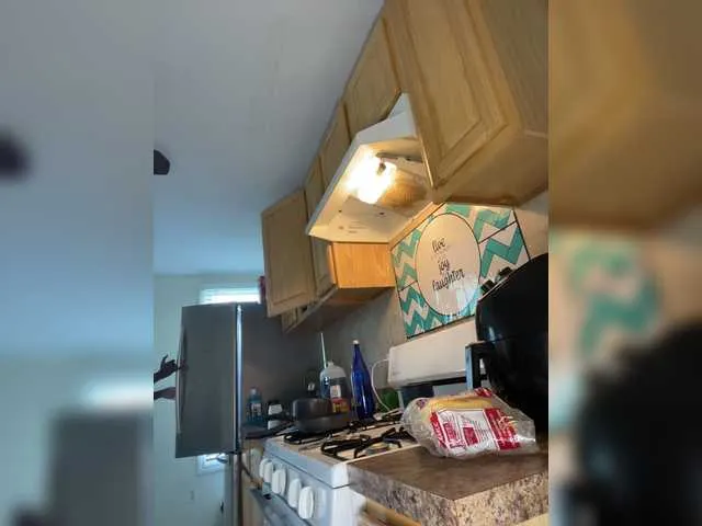 Live sex webcam photo for Paradise869 #273743746