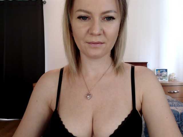 Live sex webcam photo for ParadiseAlina #287919872