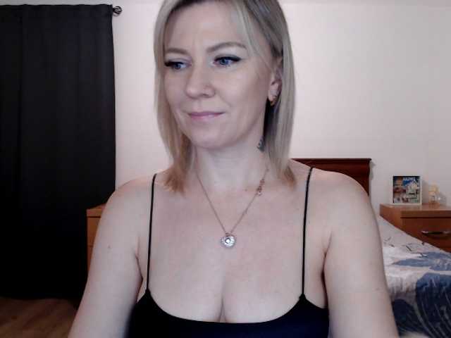 Live sex webcam photo for ParadiseAlina #287919880