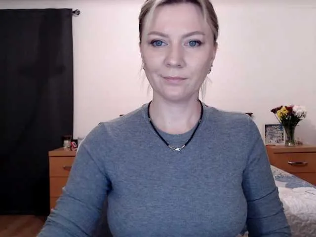 Live sex webcam photo for ParadiseAlina #290152054