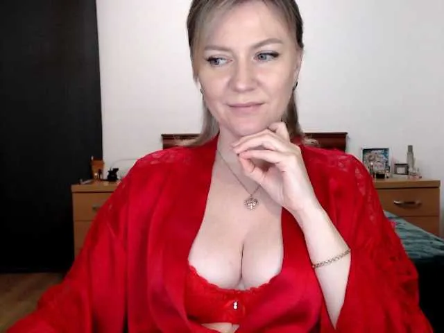 Live sex webcam photo for ParadiseAlina #290362955