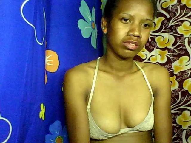 Live sex webcam photo for Parfait- #273950715