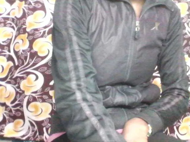 Live sex webcam photo for Parfait- #273960236