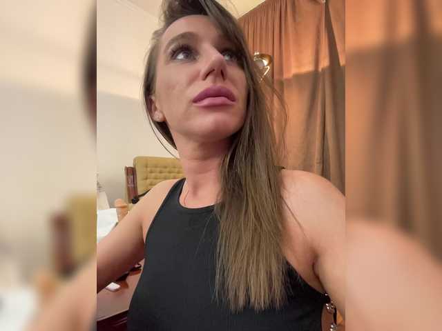 Live sex webcam photo for ParisSaintGermain #279135158