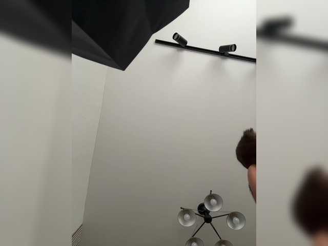 Live sex webcam photo for ParisSaintGermain #290696275