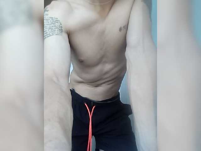 Live sex webcam photo for Parisb #273918414