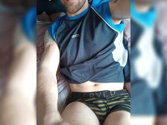 Live sex webcam photo for Parisb #277933284