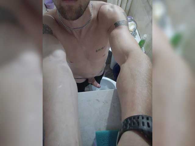 Live sex webcam photo for Parisb #288229504