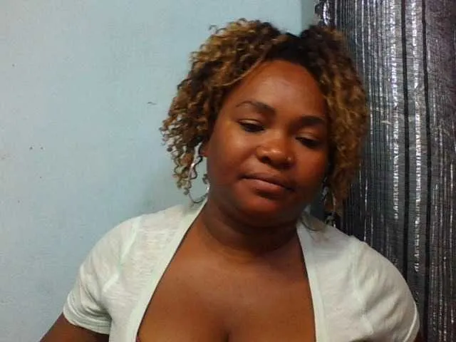 Live sex webcam photo for Pascalinnah #277510117