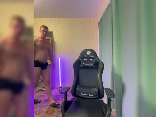 Live sex webcam photo for Pasha981 #292061277