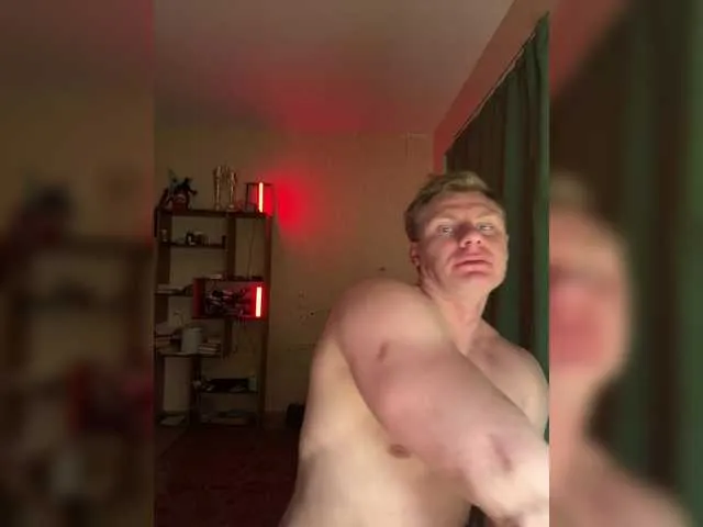 Live sex webcam photo for Pasha981 #293402363