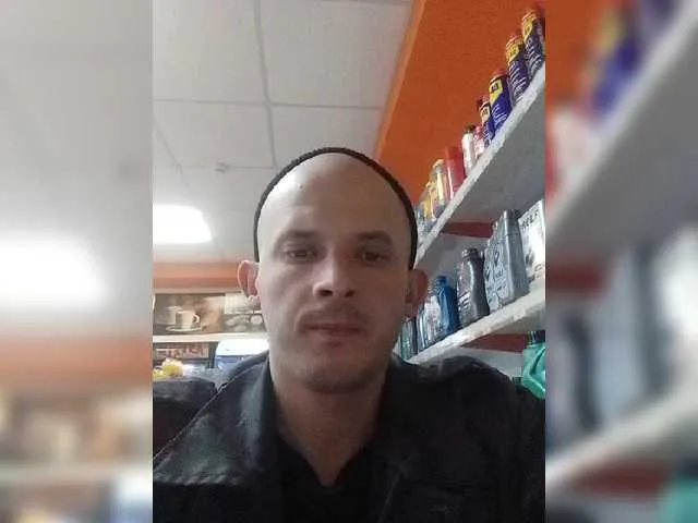 Live sex webcam photo for PashaSilantie #277001308