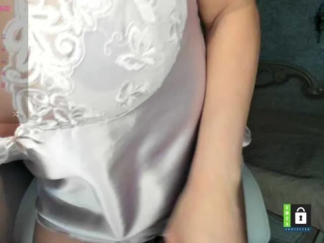 Live sex webcam photo for PassionFruittt #277839023