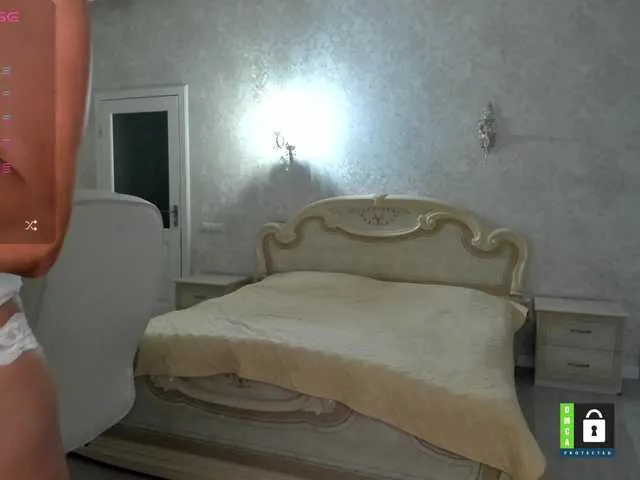 Live sex webcam photo for PassionFruittt #278027266