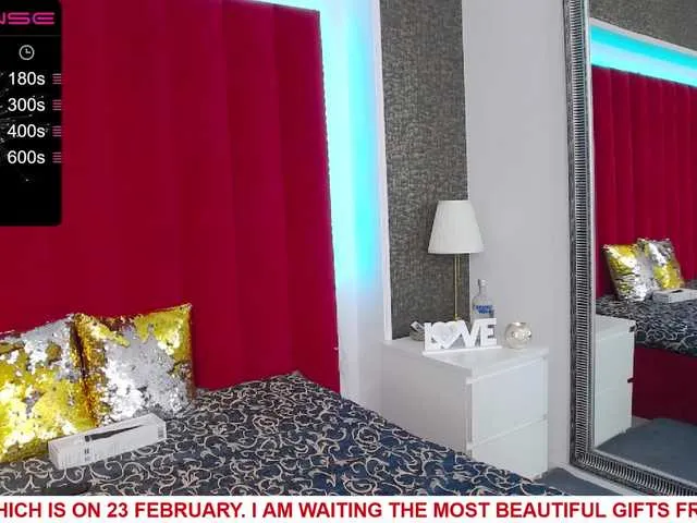 Live sex webcam photo for PassioneRossa #272489164