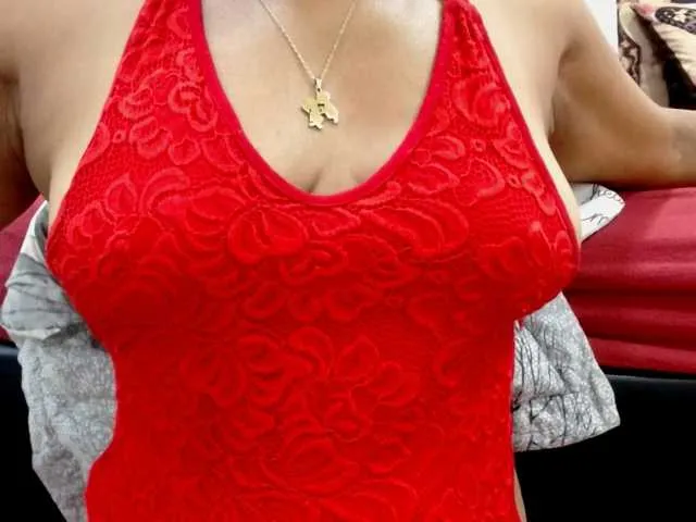 Live sex webcam photo for PatyMegan #273041232