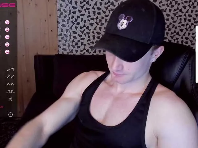 Live sex webcam photo for Paul-Rolex #274415715